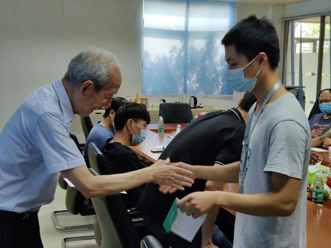 1629258135829276.jpg d8d8f0bfa1ed60908809830951ddefc3.jpg